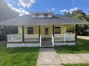 Building Photo - 45 Kattelville Rd