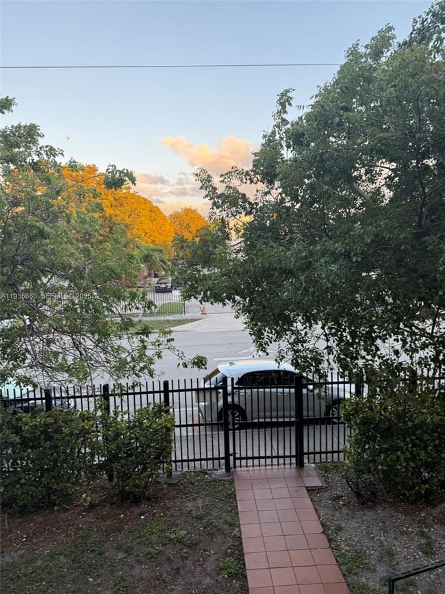 Foto del edificio - 6070 W 18th Ave