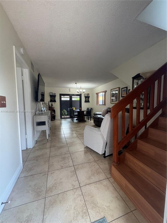 Building Photo - 2334 W 62nd St