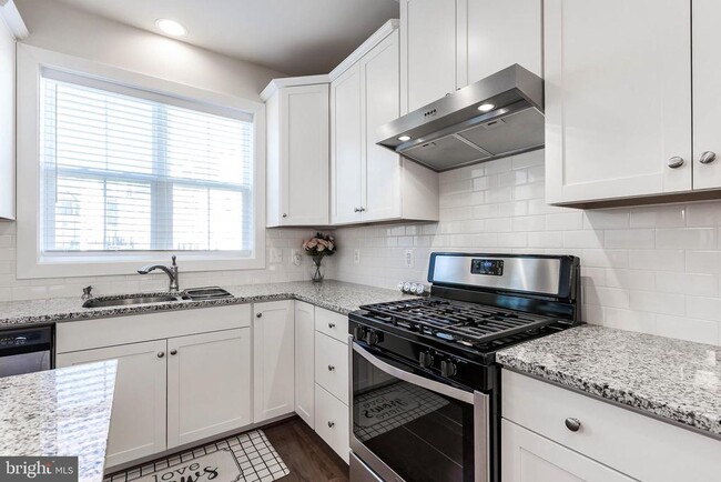 Building Photo - 2414 Auden Dr