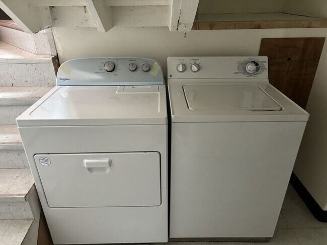 Foto del edificio - 1523 E Garfield St