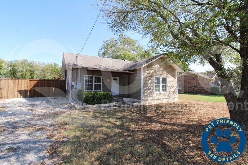 Primary Photo - 3108 Santa Fe St
