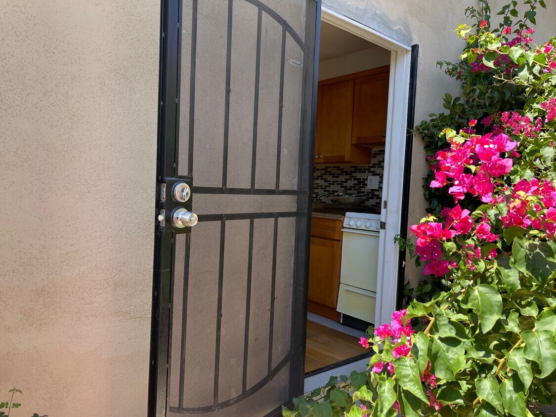 17963 Emelita St, Encino, CA 91316 House for Rent in Encino, CA