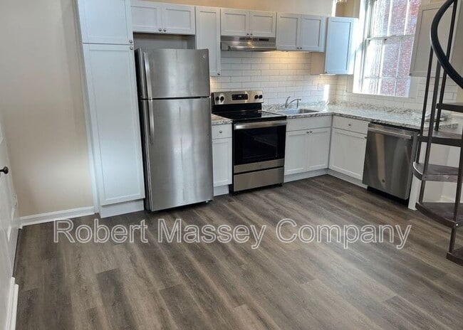 Photo - 932 Cherokee Rd Apartment