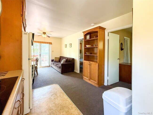 Foto del edificio - 8515 Soundview Ave