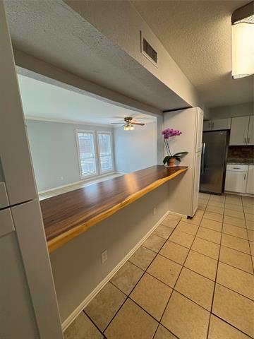 Building Photo - 3740 Cork Pl