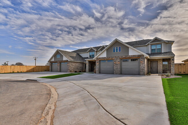 Building Photo - Beautiful 2 Story Town Homes located in So...