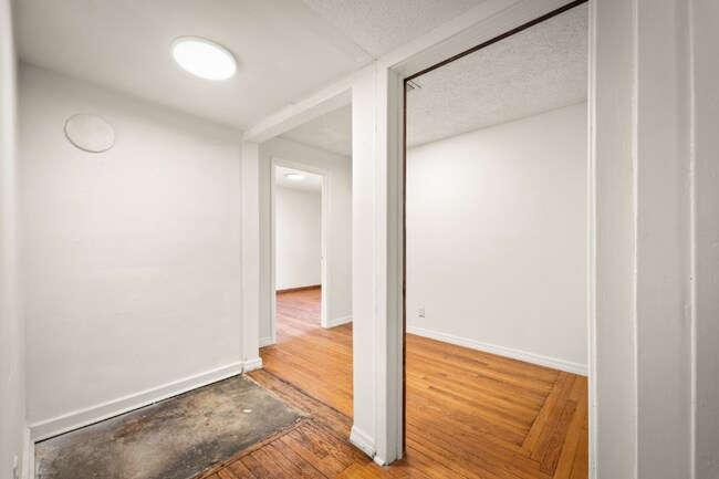 Building Photo - 4315 Antisdale St