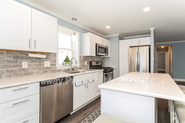 Building Photo - 208 Stoney Hill Rd