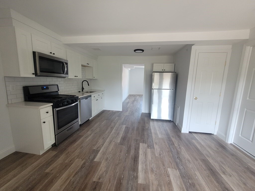 63 River St Unit 3, Southbridge, MA 01550 Room for Rent in