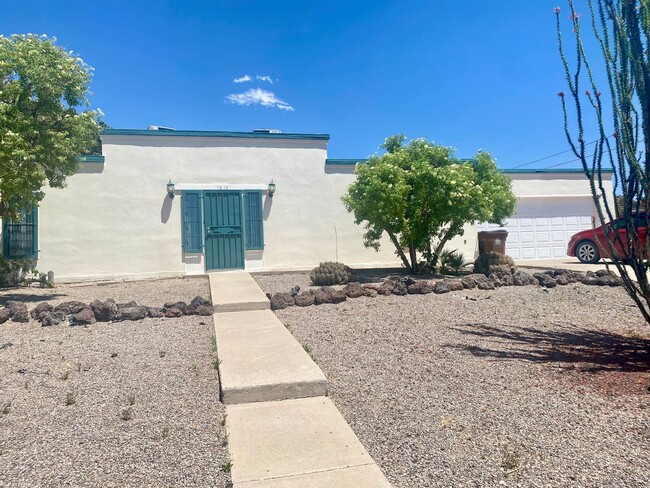 Foto del edificio - 1812 Pomona Dr