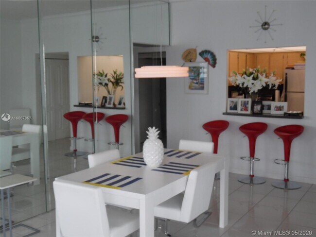Foto del edificio - 20515 E Country Club Dr