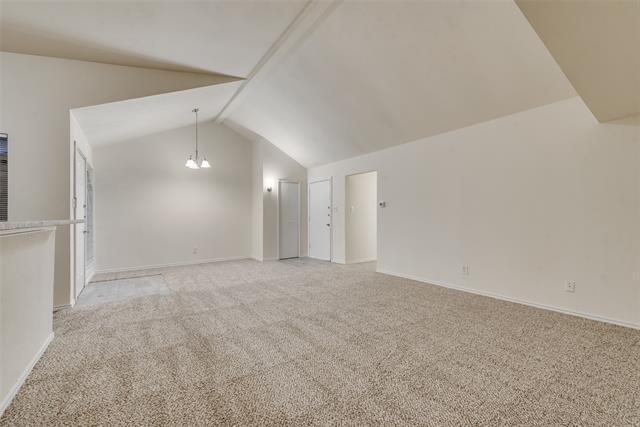 Building Photo - 639 Stonehenge Dr