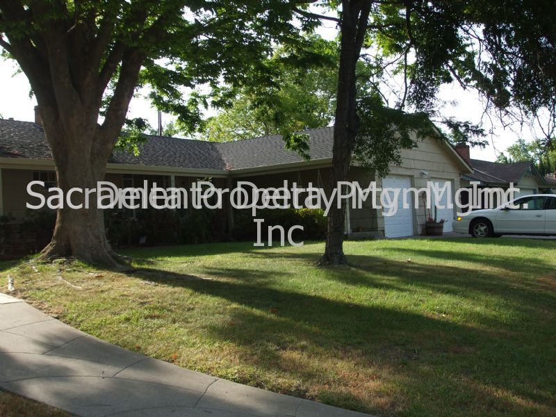 Primary Photo - 2324 Meadowbrook Rd