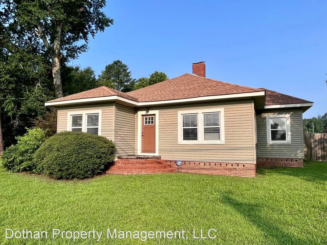 Foto principal - 3 br, 2 bath House - 109 N Broadway St