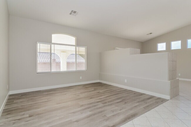 Building Photo - 1014 Evanwood Ct