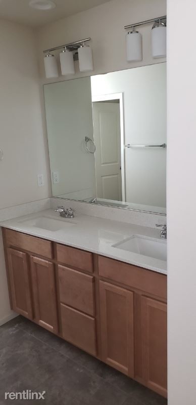 Building Photo - 4 br, 2.5 bath House - 29569 Rigging Way