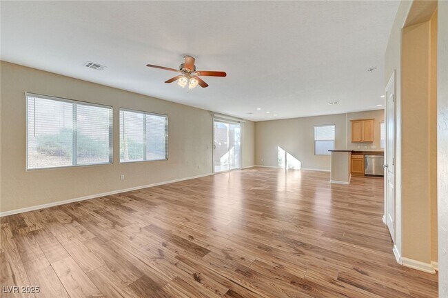 Foto del edificio - 183 Rolling Fields Ct