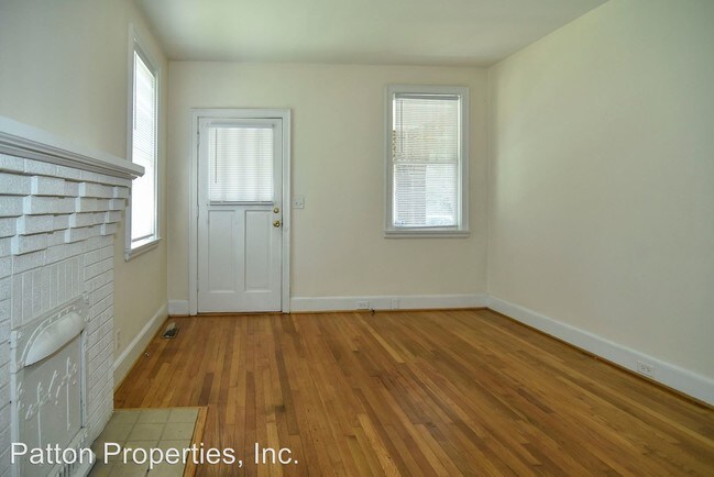 Building Photo - 3503-3503 Wilmot Ave