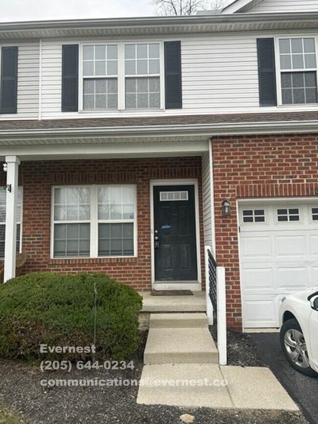 Foto del edificio - 1208 Green Dr