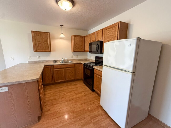 Building Photo - 13595 42nd Ave