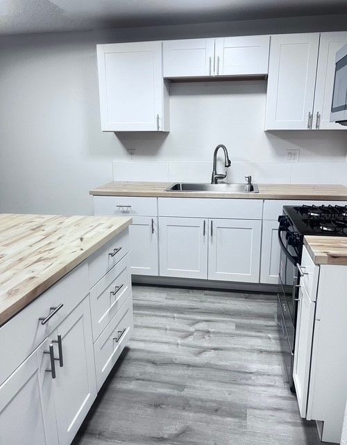 Foto del edificio - 1327 W. Civic Center