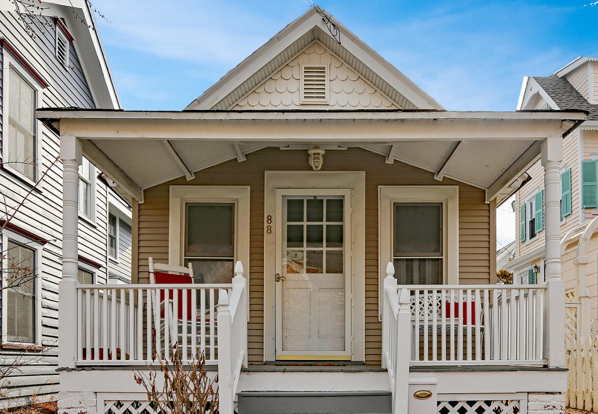 Foto principal - 88 Webb Ave