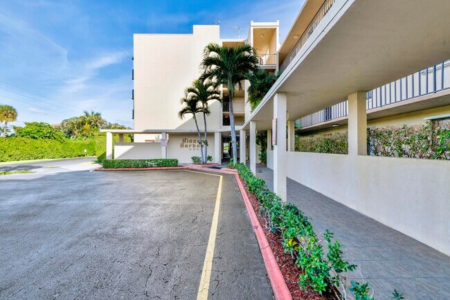 Foto del edificio - 890 N Federal Hwy