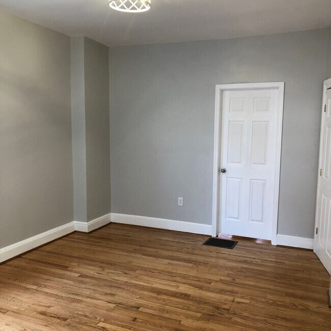 Foto del edificio - 21 Overbrook Ave