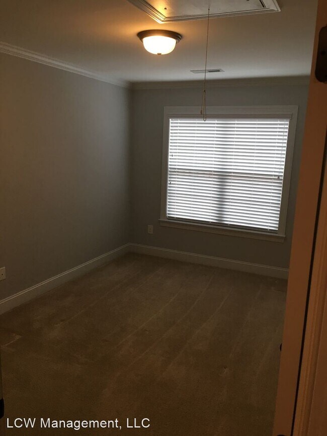 Foto del edificio - 2 br, 2.5 bath House - 1162 Augustine Heig...