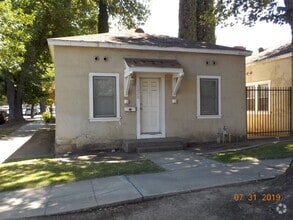 Building Photo - 1220 G St