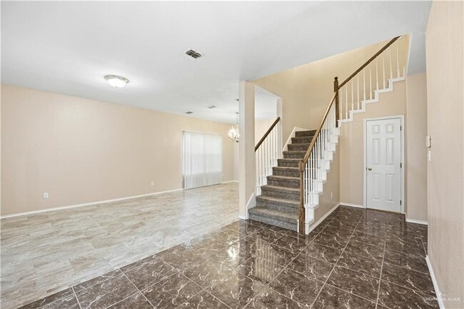 Building Photo - 14 Frontera Rd