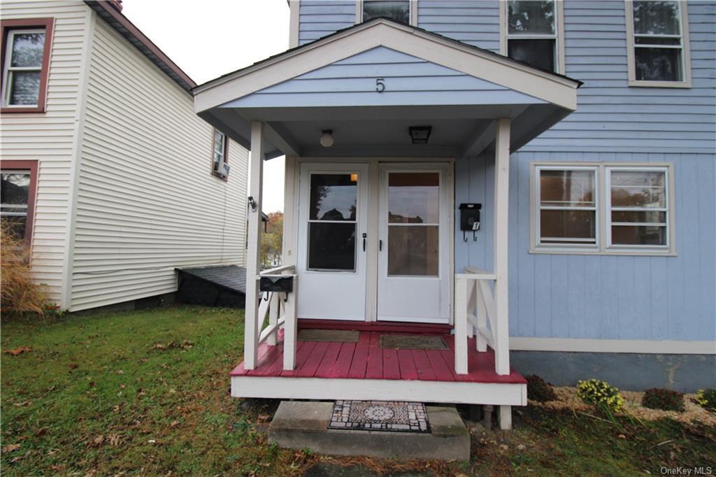 Primary Photo - 5 Hamilton St