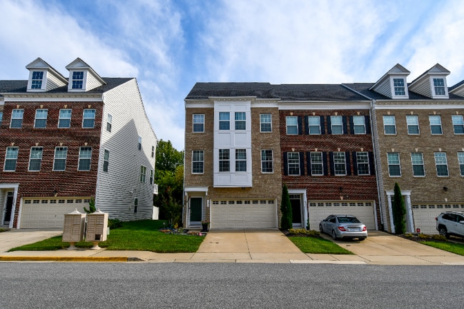 Building Photo - 4230 Winding Waters Terrace