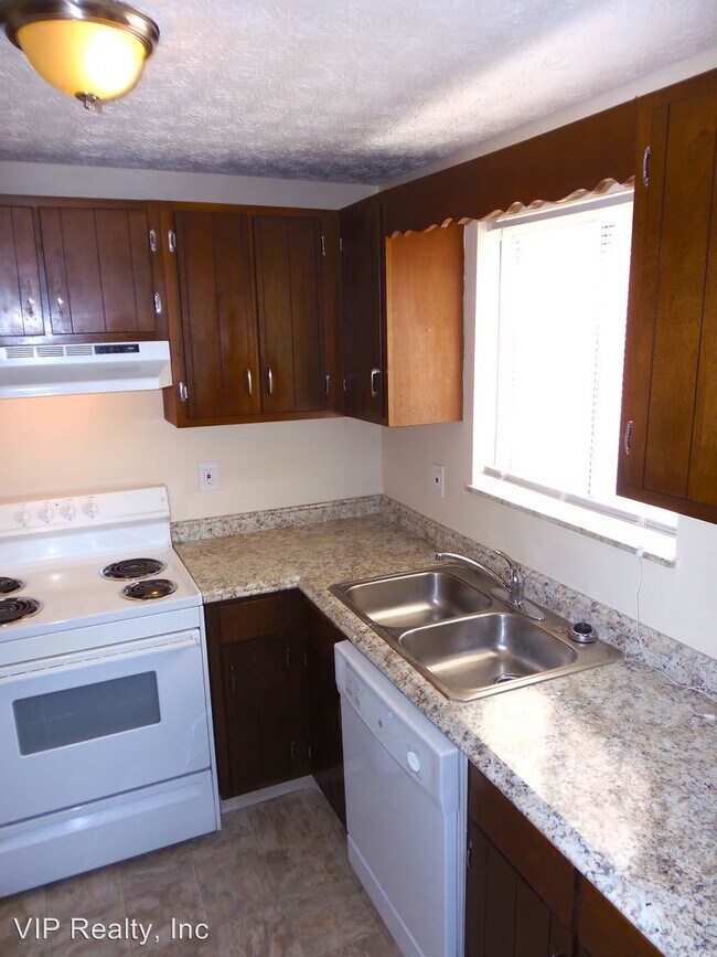 Foto del edificio - 2816-2820 Steele Ave