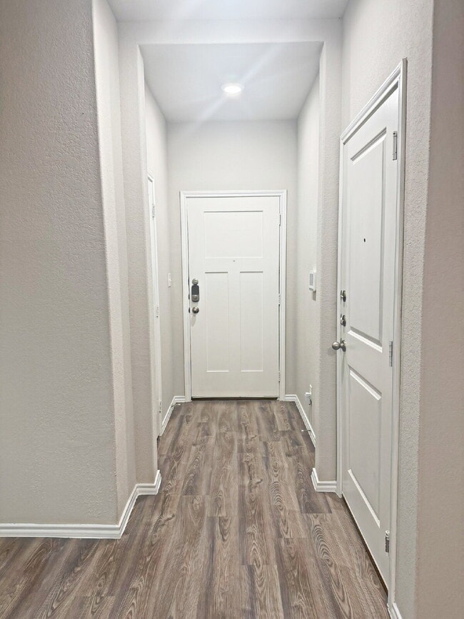 Building Photo - 254 Marigold Pl