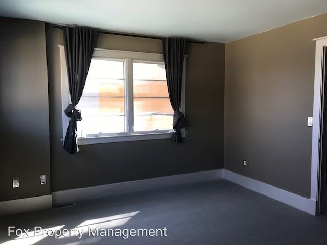 Foto del edificio - 734 Tenacity Dr