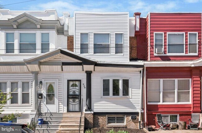 Building Photo - 928 S 50th St
