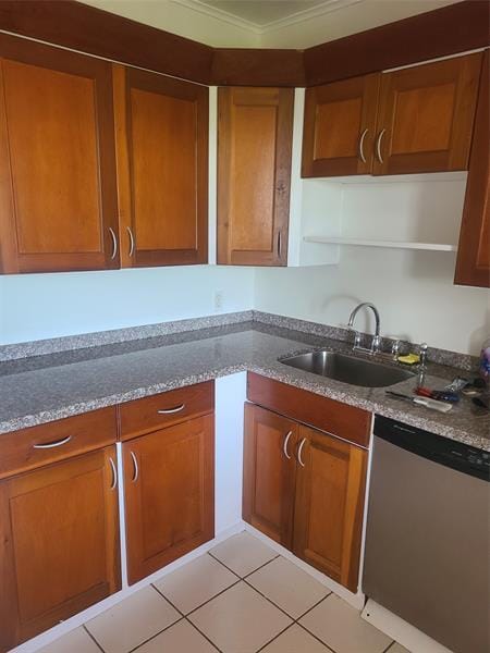 Building Photo - 2751 N Palm Aire Dr