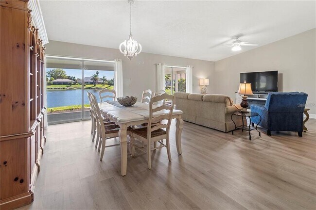 Foto del edificio - 5207 88th St W