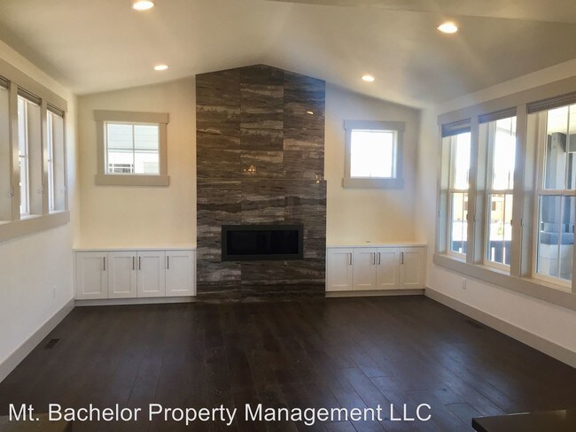 Foto del edificio - 3 br, 2 bath House - 1702 NW Fields