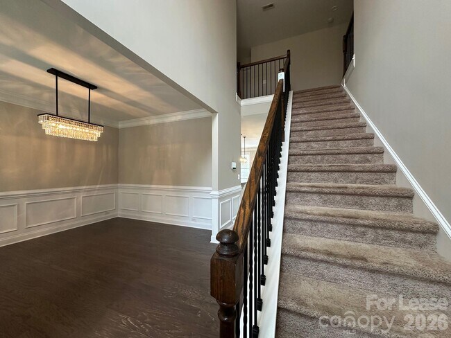 Foto del edificio - 9407 Inverness Bay Rd