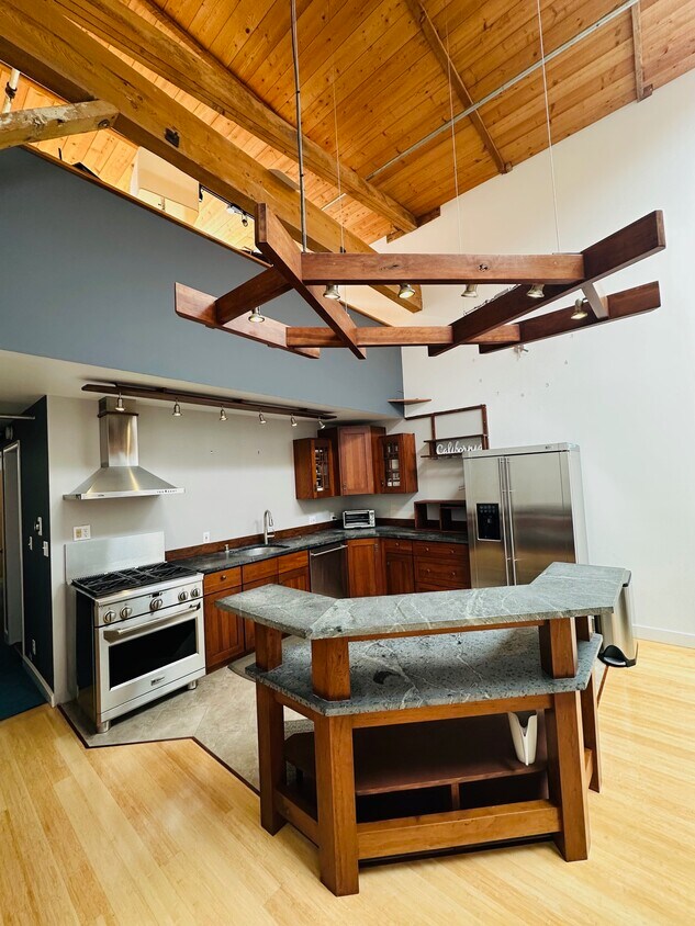 Photo - 4300 Horton St (Emeryville, CA)