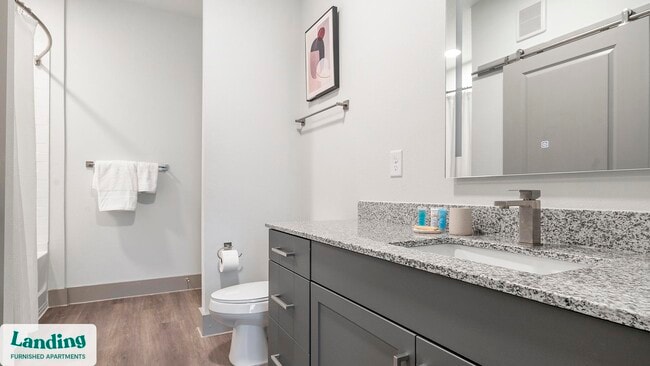 Building Photo - 2995 Railside Lp