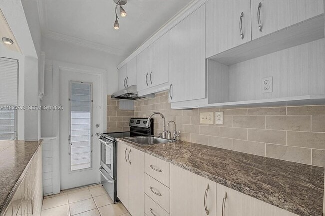 Foto del edificio - 60 NW 79th St