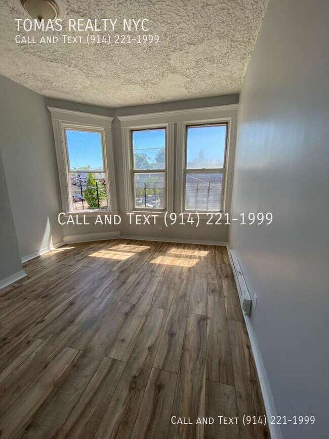 Foto del edificio - 31 Riverview Pl