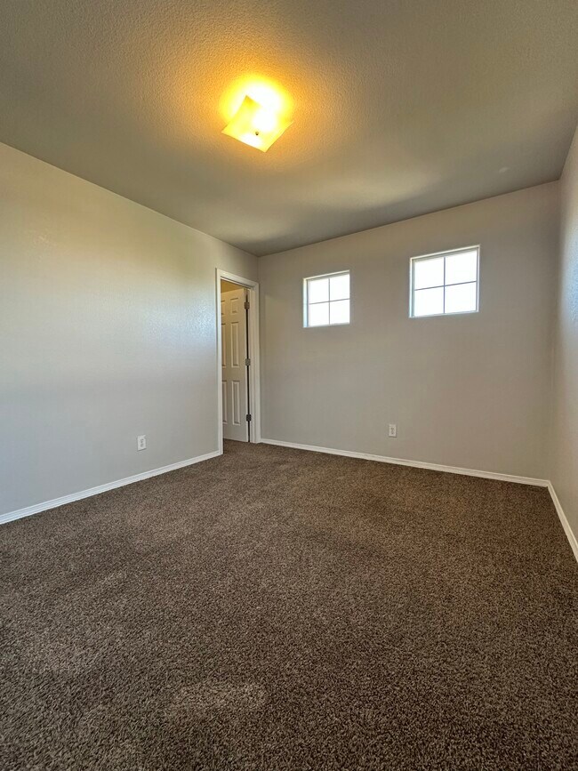 Foto del edificio - 7700 Wood Stork Ct NW