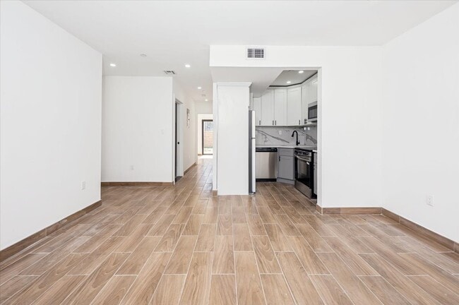 Building Photo - 218-36 133rd Rd