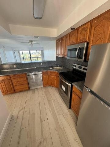 Photo - 3000 Presidential Way (West Palm Beach, FL)