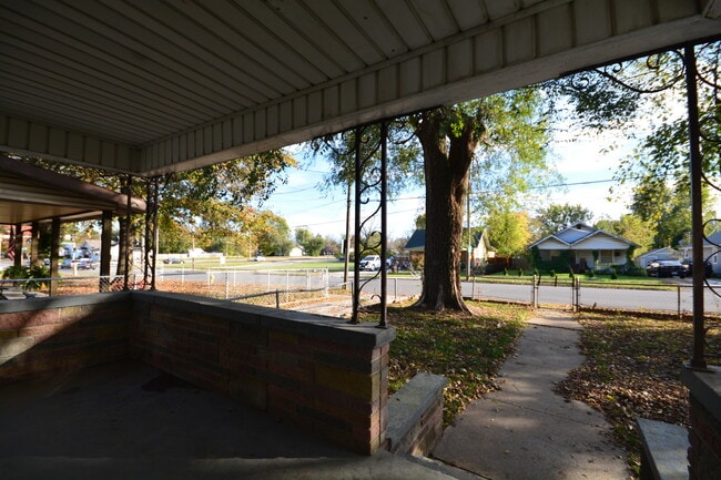 Foto del edificio - 3 Bedroom Home with lots of EXTRAS